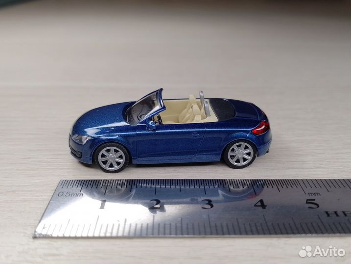 A30) Audi TT Roadster (8J) синий