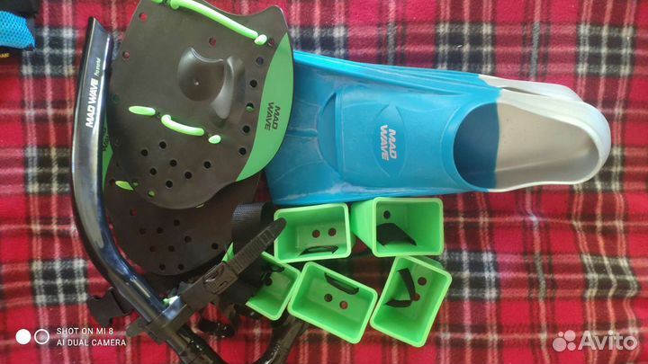 Спортивный инвентарь для плавания