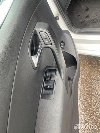 Volkswagen Polo 1.6 МТ, 2016, 277 000 км