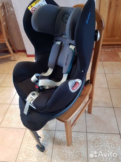 Автокресло cybex sirona Q i-Size с Isofix базой