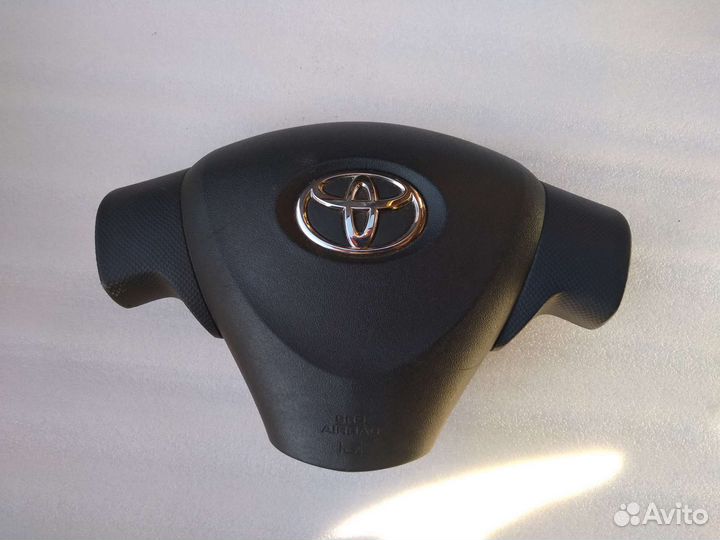 Подушка безопасности Toyota Ractics 2007г