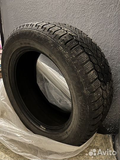 Gislaved Nord Frost 200 235/55 R17