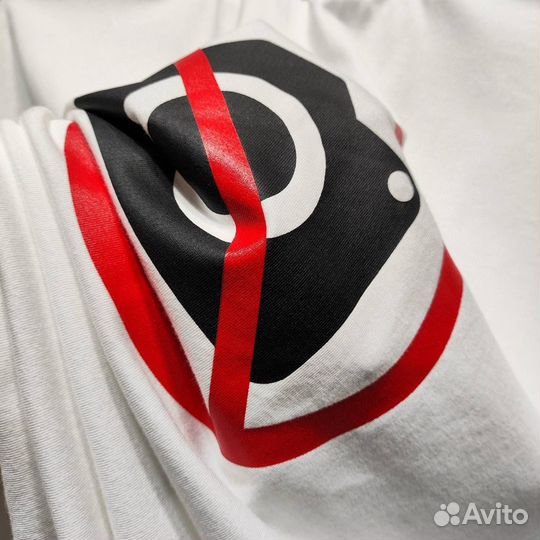 Футболка мужская vetements