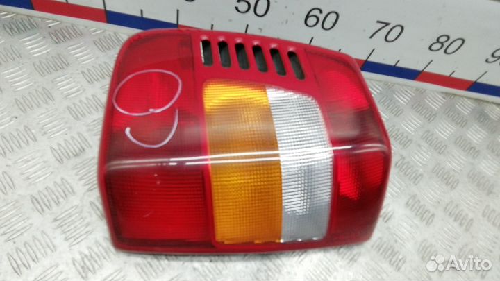 Фонарь Jeep Grand Cherokee WJ (1999-2003)