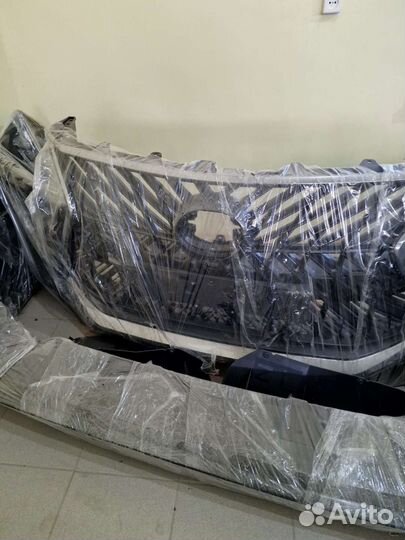 Бампер передний и задний на Lexus LX570 2019г