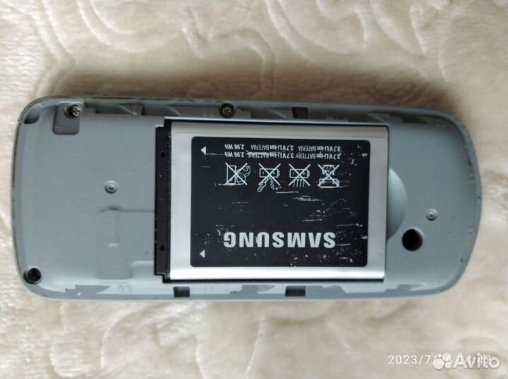Телефон Samsung GT-E-1080i