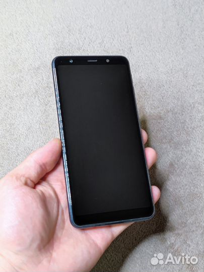 Samsung Galaxy A7 (2018), 4/64 ГБ