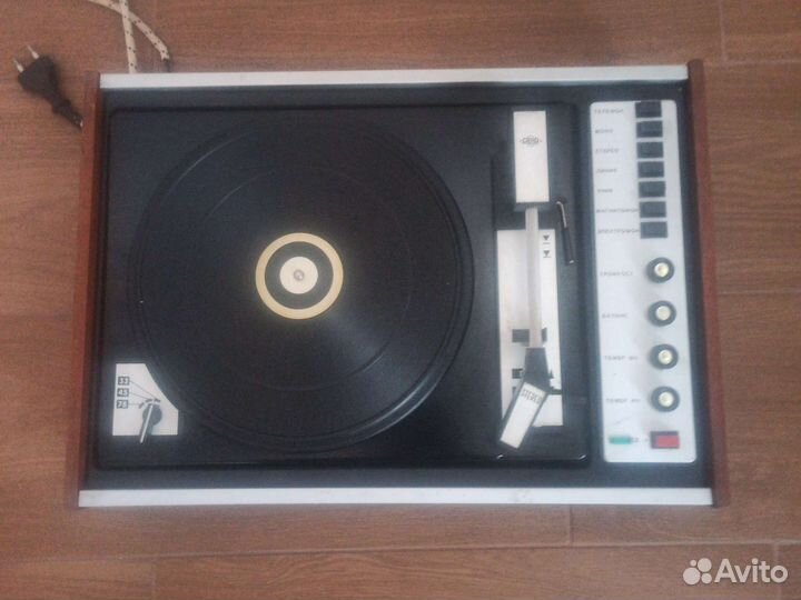 Электрофон рондо 204