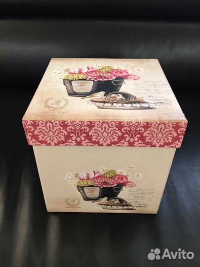 Коробка подарочная