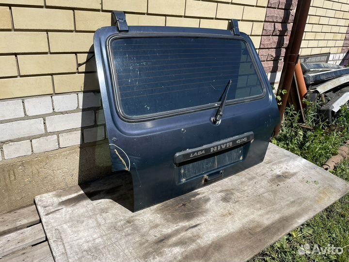 Крышка багажника на Ниву 21214 Niva 21213 2121