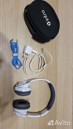 Беспроводные наушники