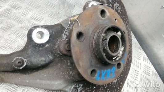 Ступица передняя левая audi Q5 (LKR08K901)