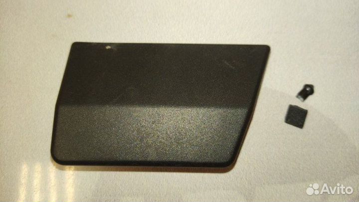 Накладка стойки левая Audi A3 8PA BZB 2008