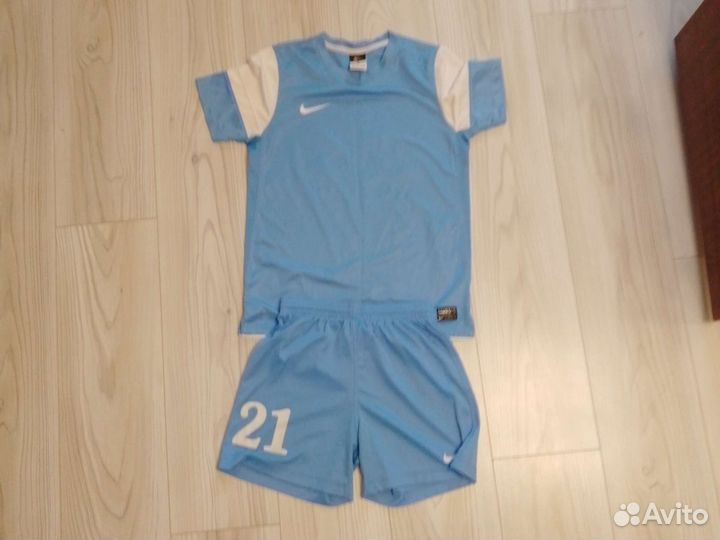 Детская футбольная форма