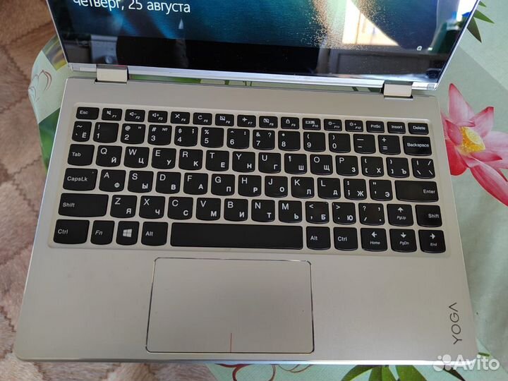 Ноутбук Lenovo Yoga 710-11ISK