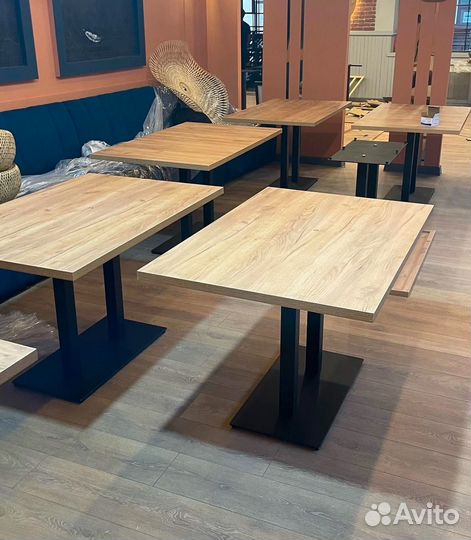 Столы и подстолья для кафе