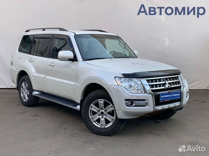 Mitsubishi Pajero 3.0 AT, 2015, 108 135 км