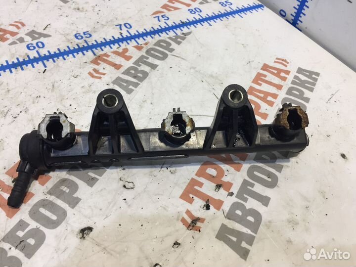 Фольксваген Поло Топливная рейка