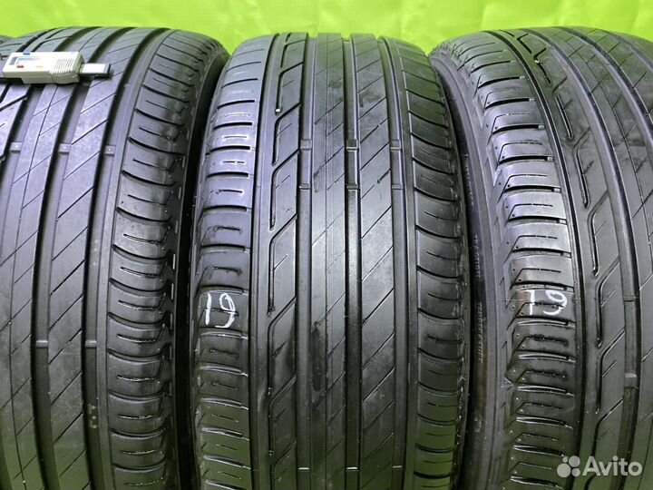 Bridgestone Turanza T001 215/50 R18 92W