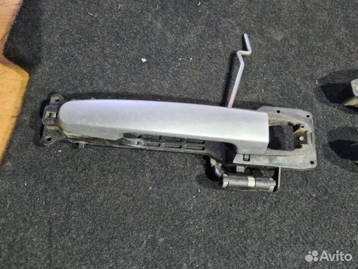 Ручка двери внешняя Toyota Corolla E150 1.6 1ZR-FE