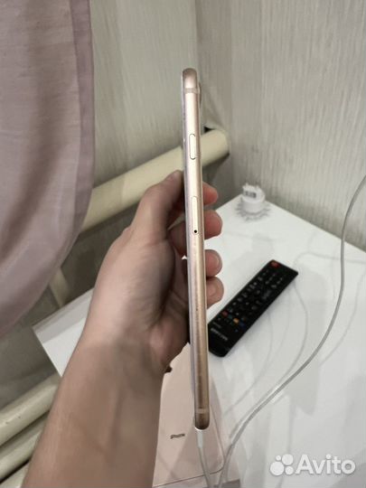 iPhone 8 Plus, 64 ГБ