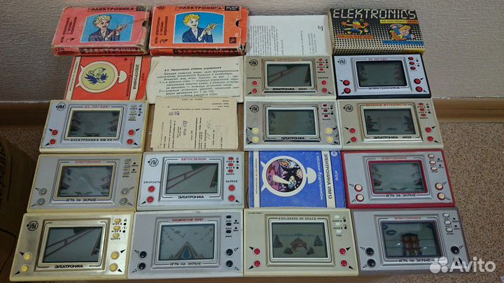 Коллекция электронных консолей Электроника