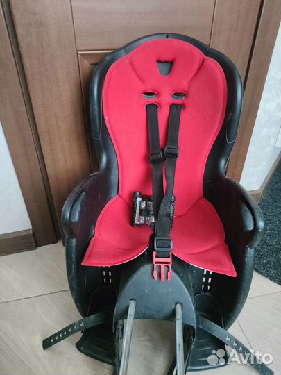 Детское велокресло заднее Hamax kiss