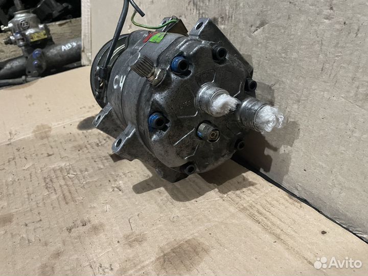 Компрессор кондиционера ауди 100 (с4)