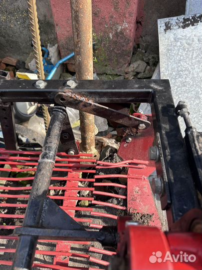 Картофеле сажалка для мотоблока