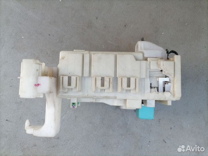 Блок предохранителей Toyota Corolla Axio/Fielder