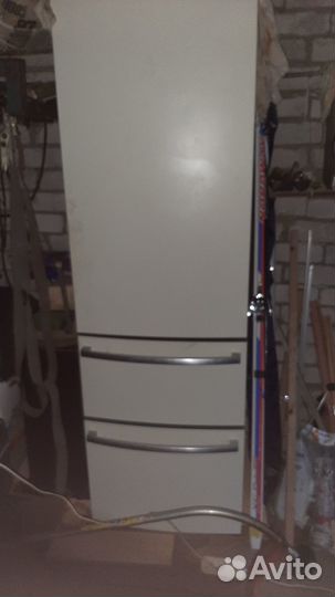 Холодильник Haier трёхкамерный