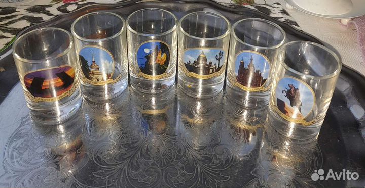 Рюмки новые с изображением Санкт-Петербурга