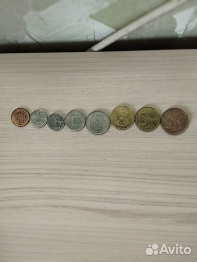 Набор иностранных монет