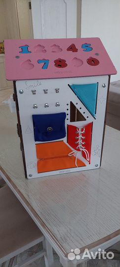 Бизиборд домик