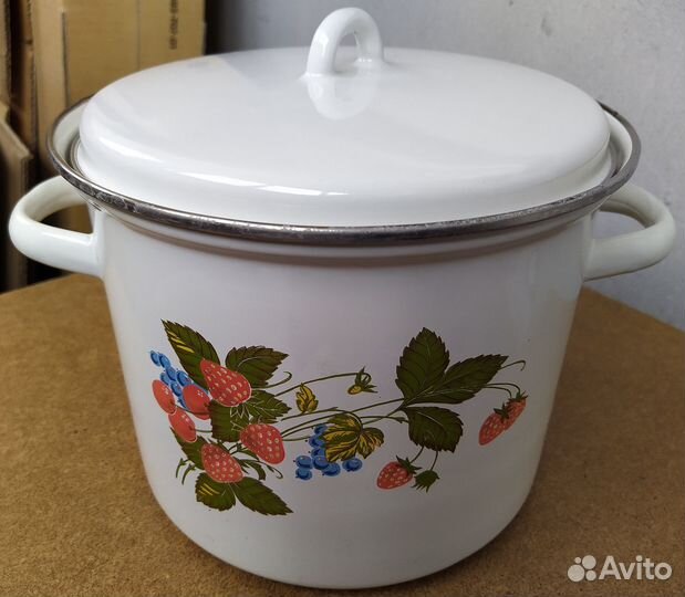 Кастрюли эмалированные