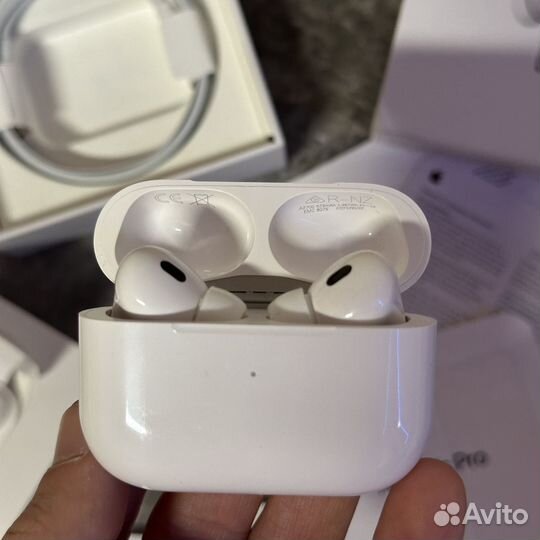 Airpods Pro 2 с шумоподавлением
