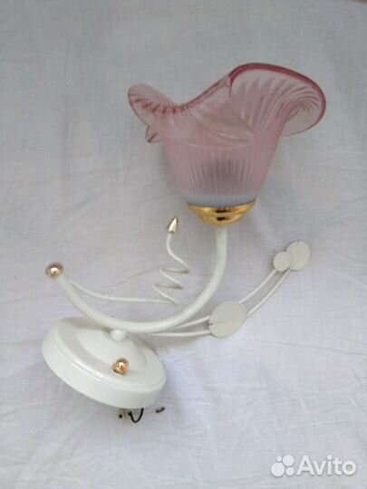 Настенный светильник бра