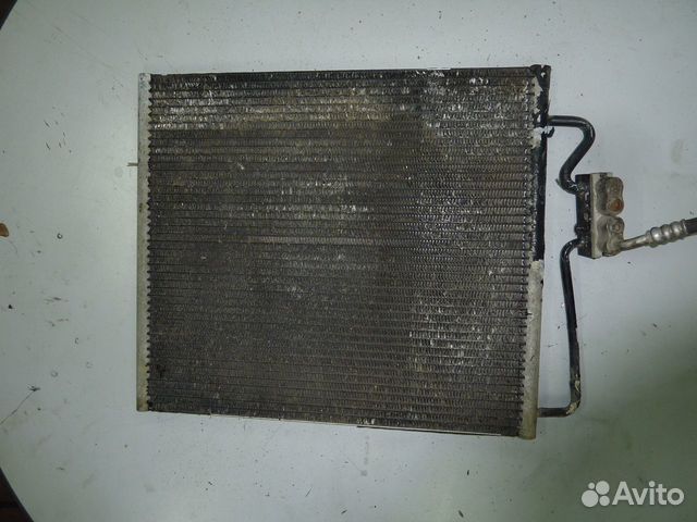 BMW E38 радиатор кондиционера