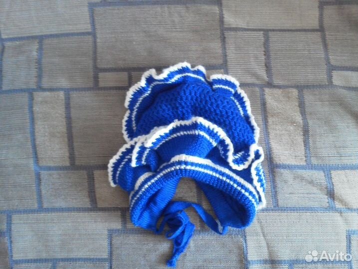 Вязаный на заказ костюм