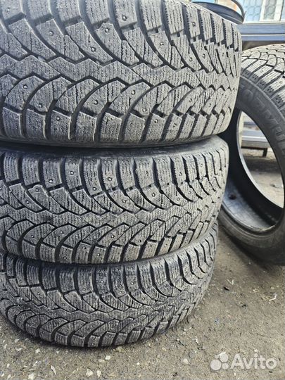 Formula Ice 215/60 R17