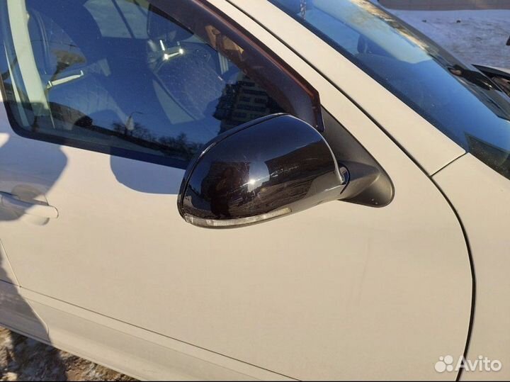 Крышка зеркала Шкода Октавия А5