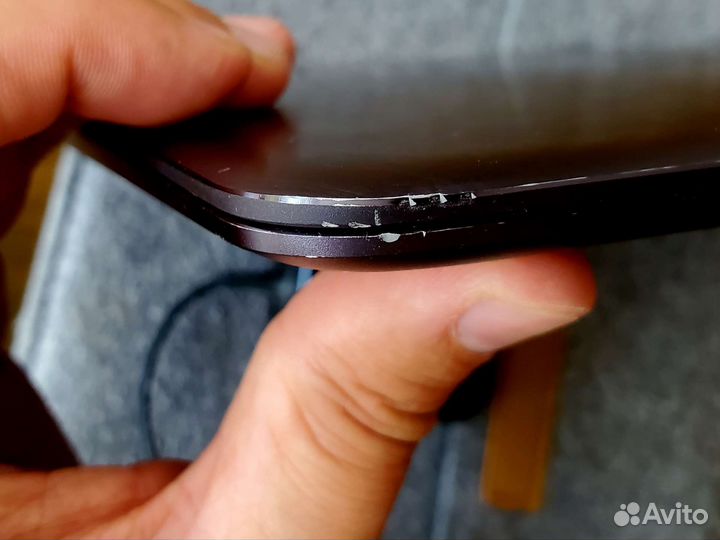 Ноутбук Ультрабук Asus 305F с чехлом