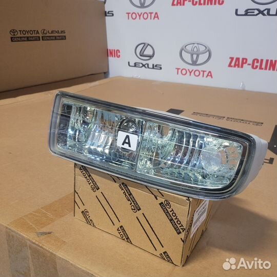 Фара противотуманная передняя левая Lexus Lx470