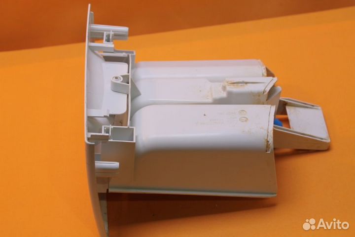 Лоток для порошка Bosch 675518 бу. 3165