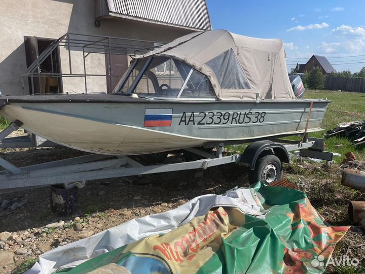 Лодка Днепр