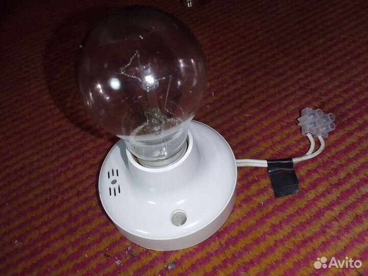 Патрон Е27 220в с датчиком