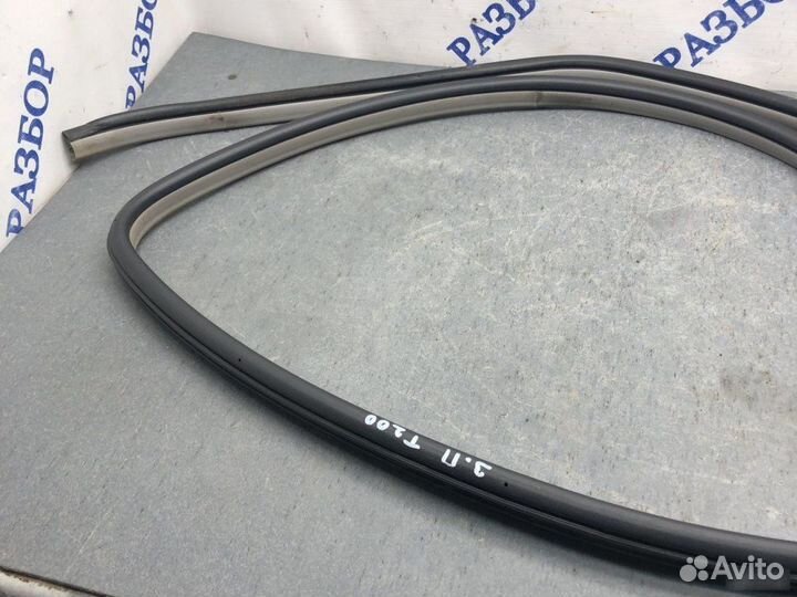 Уплотнитель задний правый Chevrolet Aveo T200