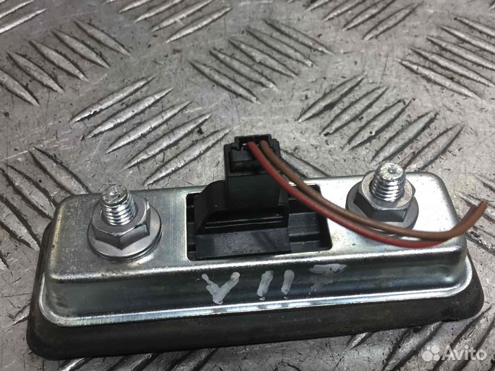 Кнопка открытия багажника Skoda Octavia BMM BMM