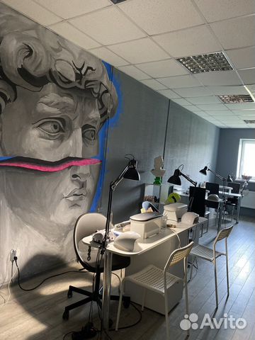 Аренда рабочего места мастера маникюра