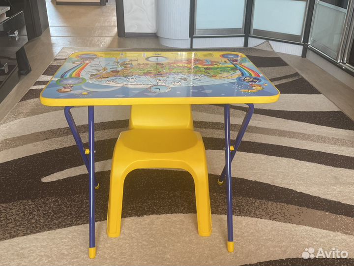 Развивающий стол